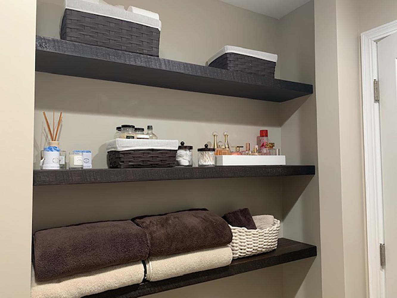 Minimal Floating Shelf – 2” Thick, 10” Deep