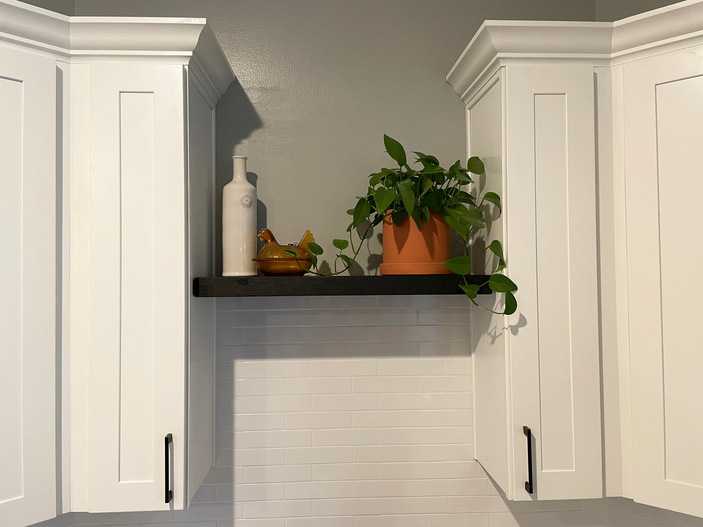 Standard Floating Shelf – 2” Thick, 9” Deep